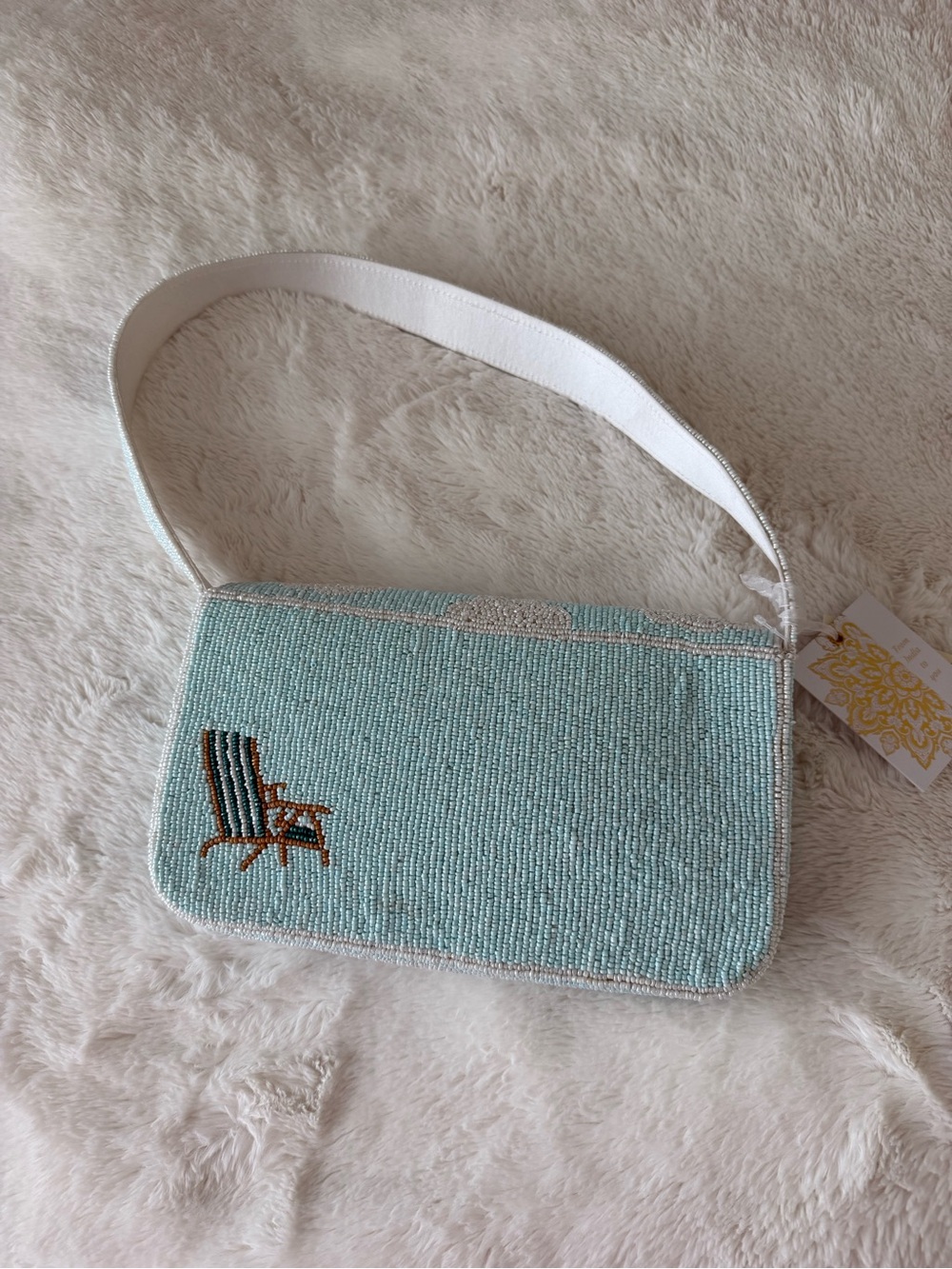 NWT Hand-Beaded Beach Scene Shoulder Bag in Light Blue, White and Tan - Picture 9 of 15